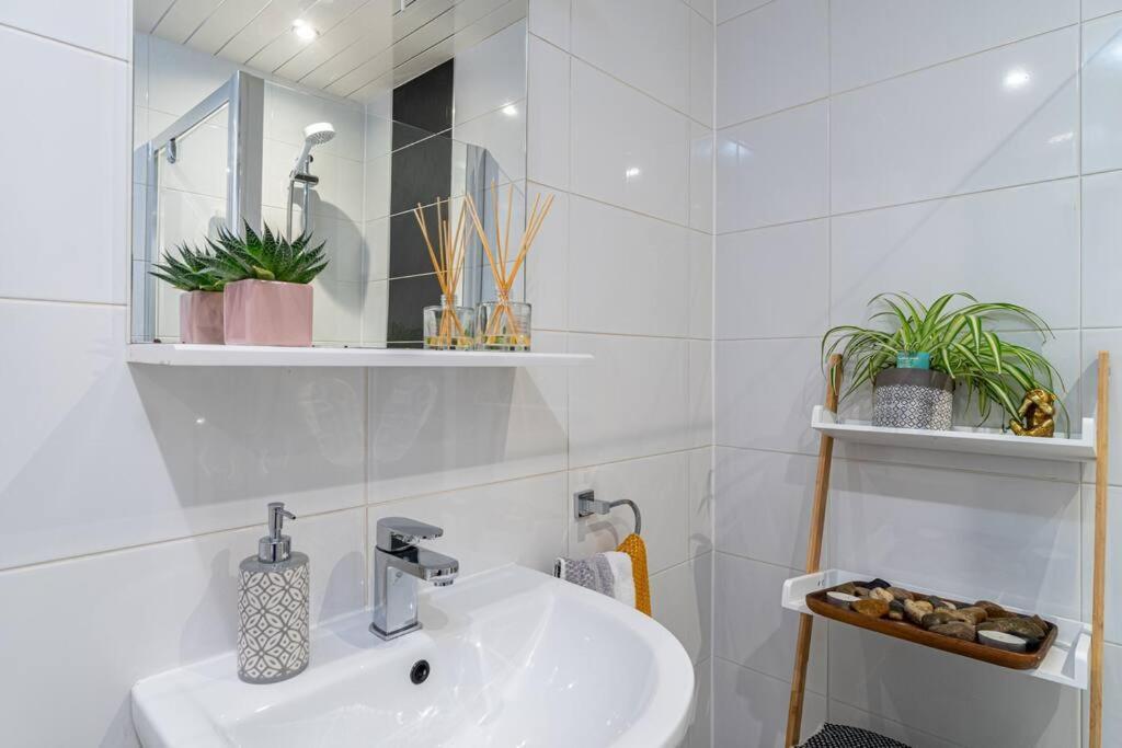 Stylish City Pad With Free Private Parking Glasgow Eksteriør bilde